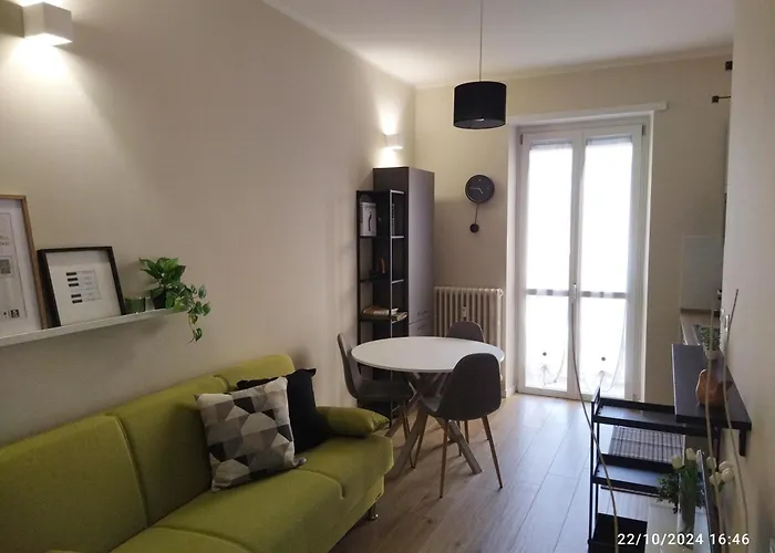 52 - Bilocale Apartment Turin