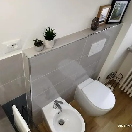 52 - Bilocale * Τορίνο